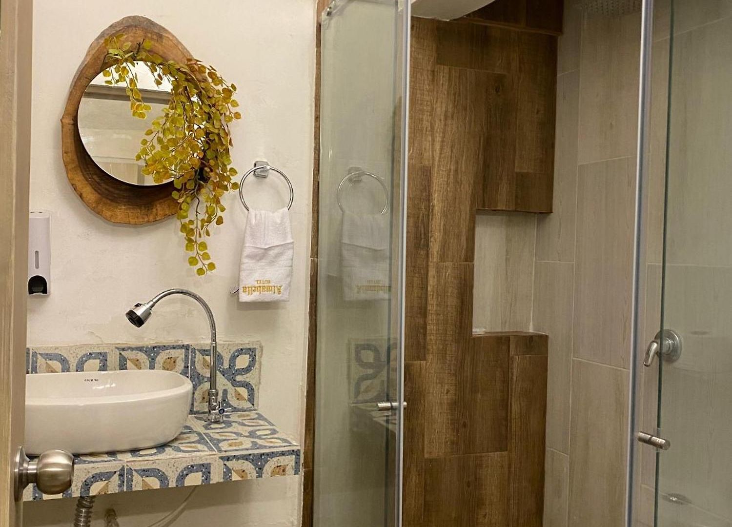 Almabella Hotel 3*